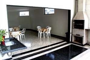 BBQ/picnic area - Pluma Hotel Cidade (Americana)