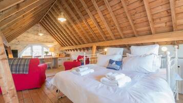 1 bedroom, desk, iron/ironing board, free WiFi