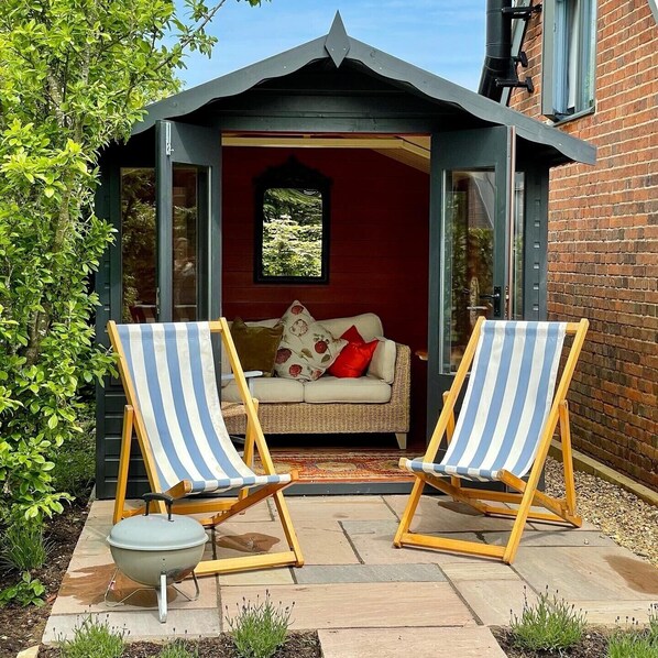 Terrace/patio - Charming one bedroomed converted boathouse overlooking Broad, Ranworth. (Norwich)