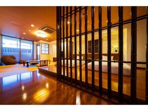 客房内保险箱、免费 WiFi