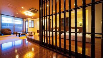 In-room safe, free WiFi