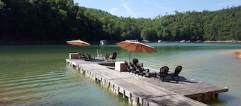 Lakefront Adventure: Private Hot Tub, Dock, Nearby Rafting, Biking & More!