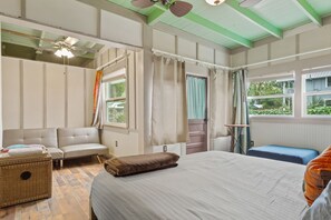 6 habitaciones, tabla de planchar con plancha, wifi y ropa de cama 