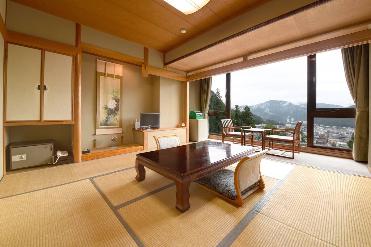 Traditional-Zimmer (Japanese Style) | Schreibtisch, kostenloses WLAN