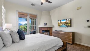 Escritorio, tabla de planchar con plancha, wifi y ropa de cama 