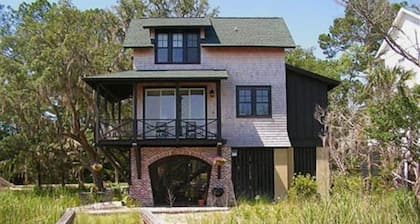 Deep Water Cottage - House was built in 2008