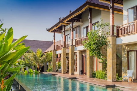 Detalle exterior. djabu Canggu Beach Villa