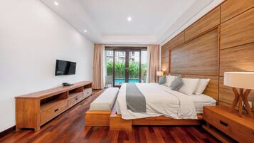 Quarto luxo, acesso à piscina | Vista do quarto