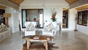 Villa Chantique, 2 Bedrooms, Private Pool, Ocean View | Area keluarga
