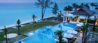 Santika Premiere Beach Resort Belitung