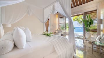 Sea Villa | 1 kamar tidur, minibar, brankas, dan didekorasi berbeda-beda