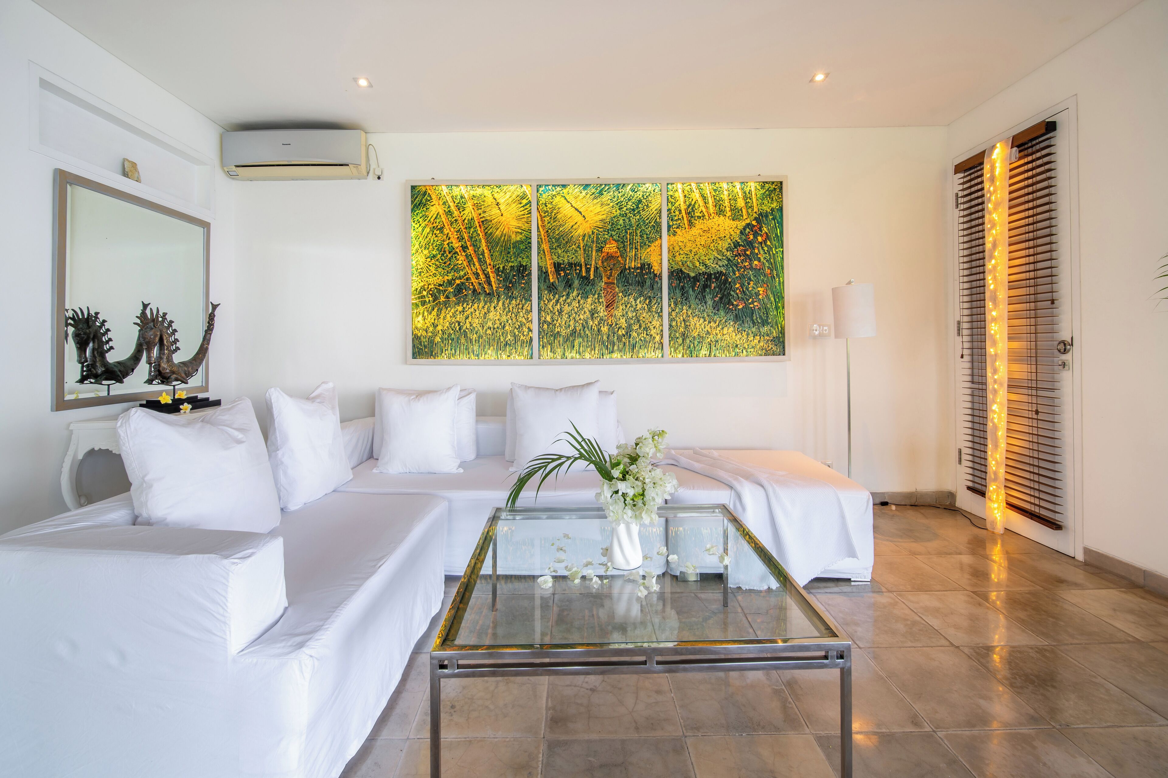 sky villa | living area