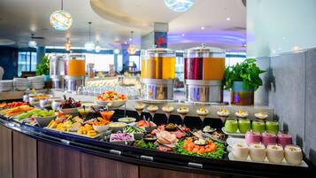 Desayuno buffet (ZAR 285 por persona)