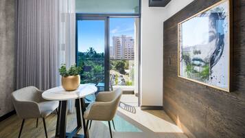 Studio Deluks | Pemandangan pantai/laut