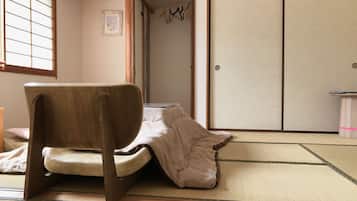 Traditionellt rum - icke-rökare (Japanese Tatami-mats. Room No. 201) | Egyptiska bomullslakan, sängtillbehör av högsta kvalitet och duntäcken