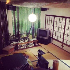 Double room /House no.13 (Tatami)