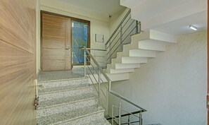 Staircase - Itsy Hotels Swastika Inn Sector 26 (Noida)