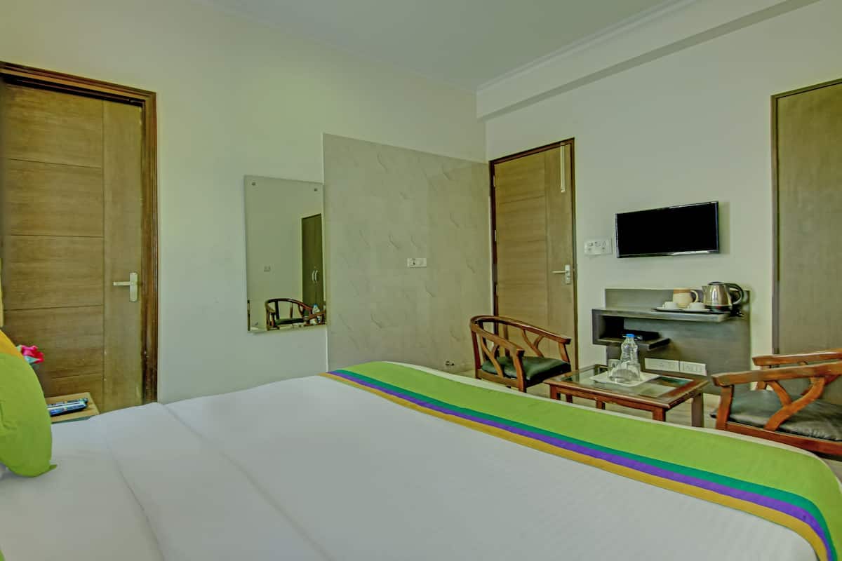 Standard Room - For Indian National Only | Desk, soundproofing, rollaway beds, free WiFi