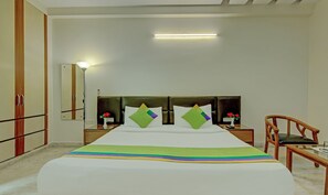 Deluxe Room - For Indian National Only | Desk, soundproofing, rollaway beds, free WiFi - Itsy Hotels Swastika Inn Sector 26 (Noida)