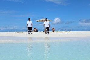 Beach massages, beach yoga - Village Life Maldives (Maamendhoo)