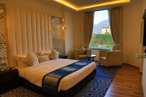 In-room safe, desk, blackout curtains, soundproofing