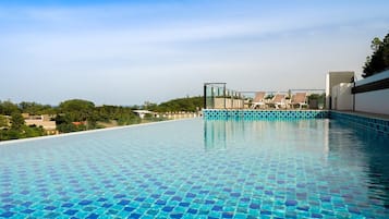 Utomhuspool