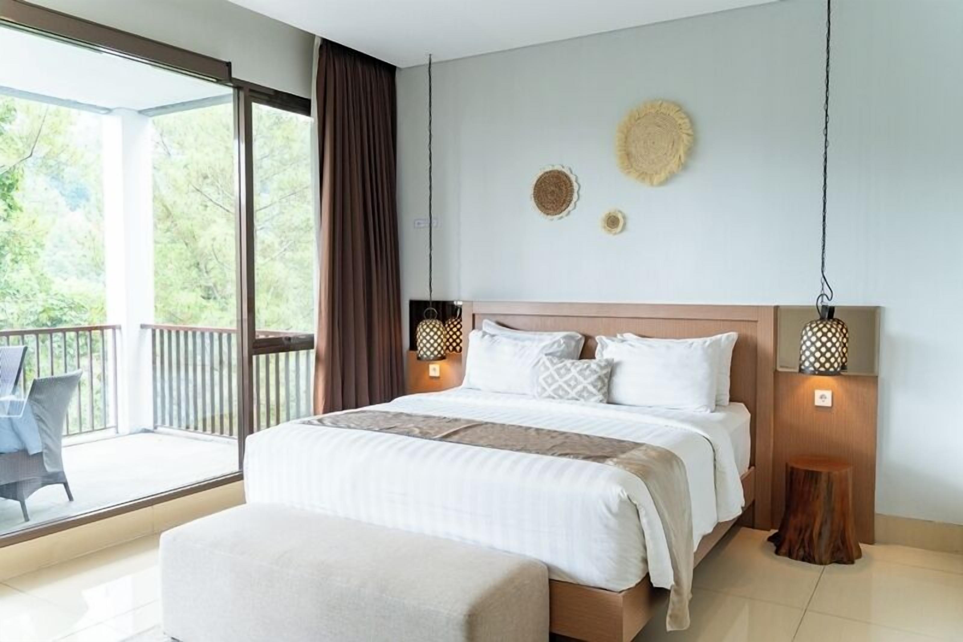 Family Villa, Private Pool | 1 bedroom, desk, blackout curtains, iron/ironing board