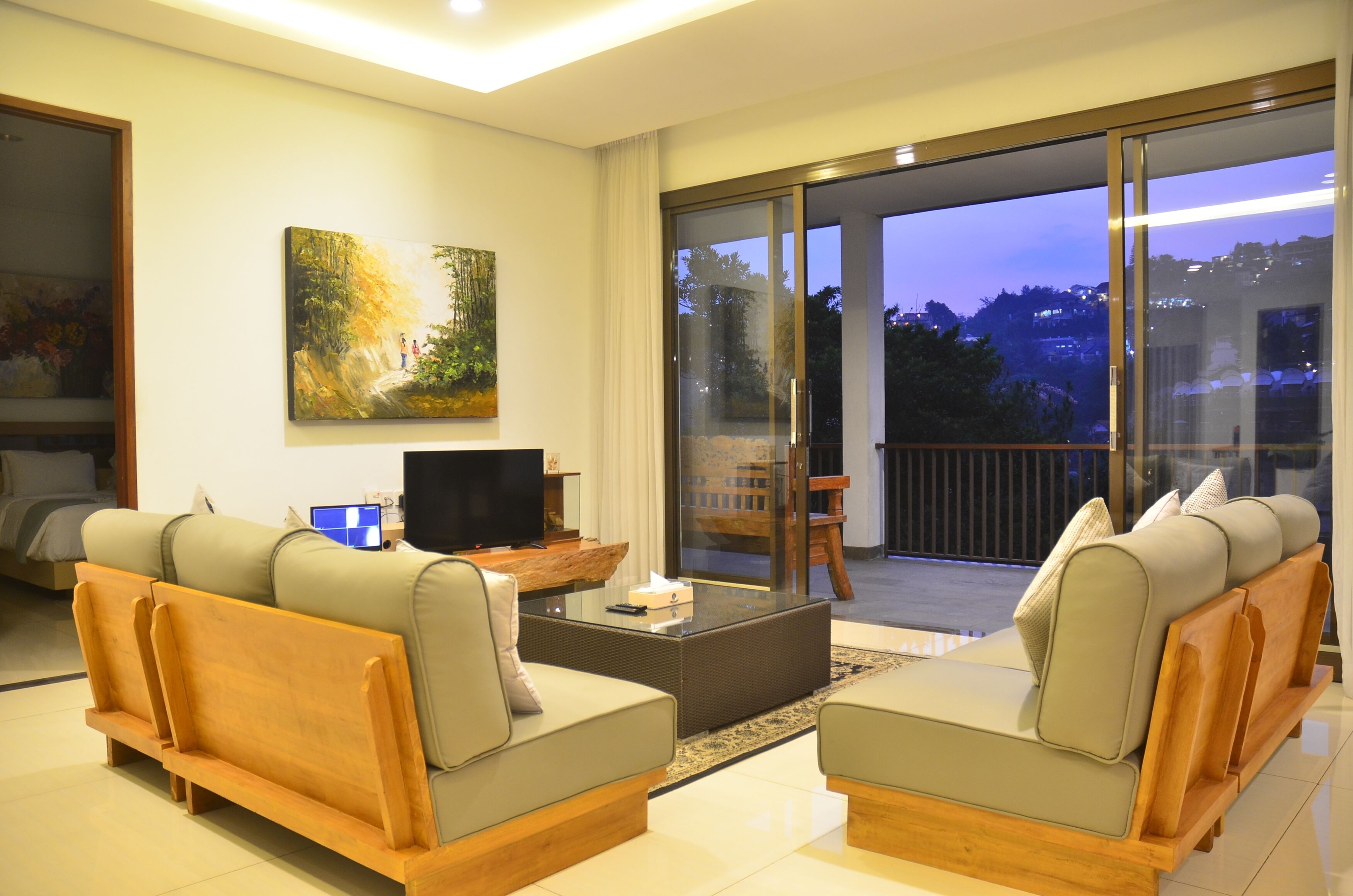 家庭別墅, 私人泳池 | 客廳 | LCD 電視、DVD 播放機