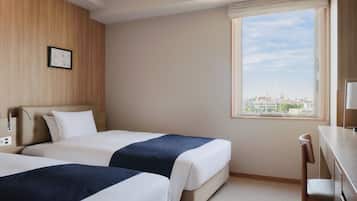 In-room safe, desk, iron/ironing board, free WiFi