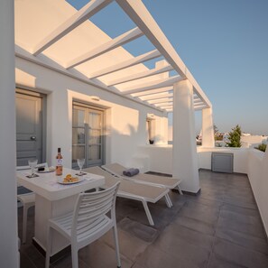 Terrace/patio - Antoperla Luxury Hotel & Spa (Santorini)