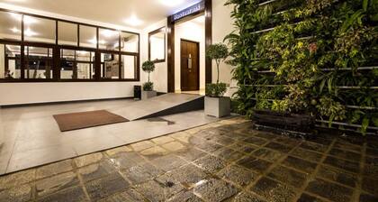 Grand 7 Hotel Kesbewa