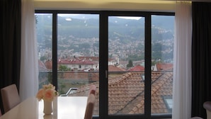 Unclassified image, 4 of 61, button - Hotel Bejturan (Sarajevo)