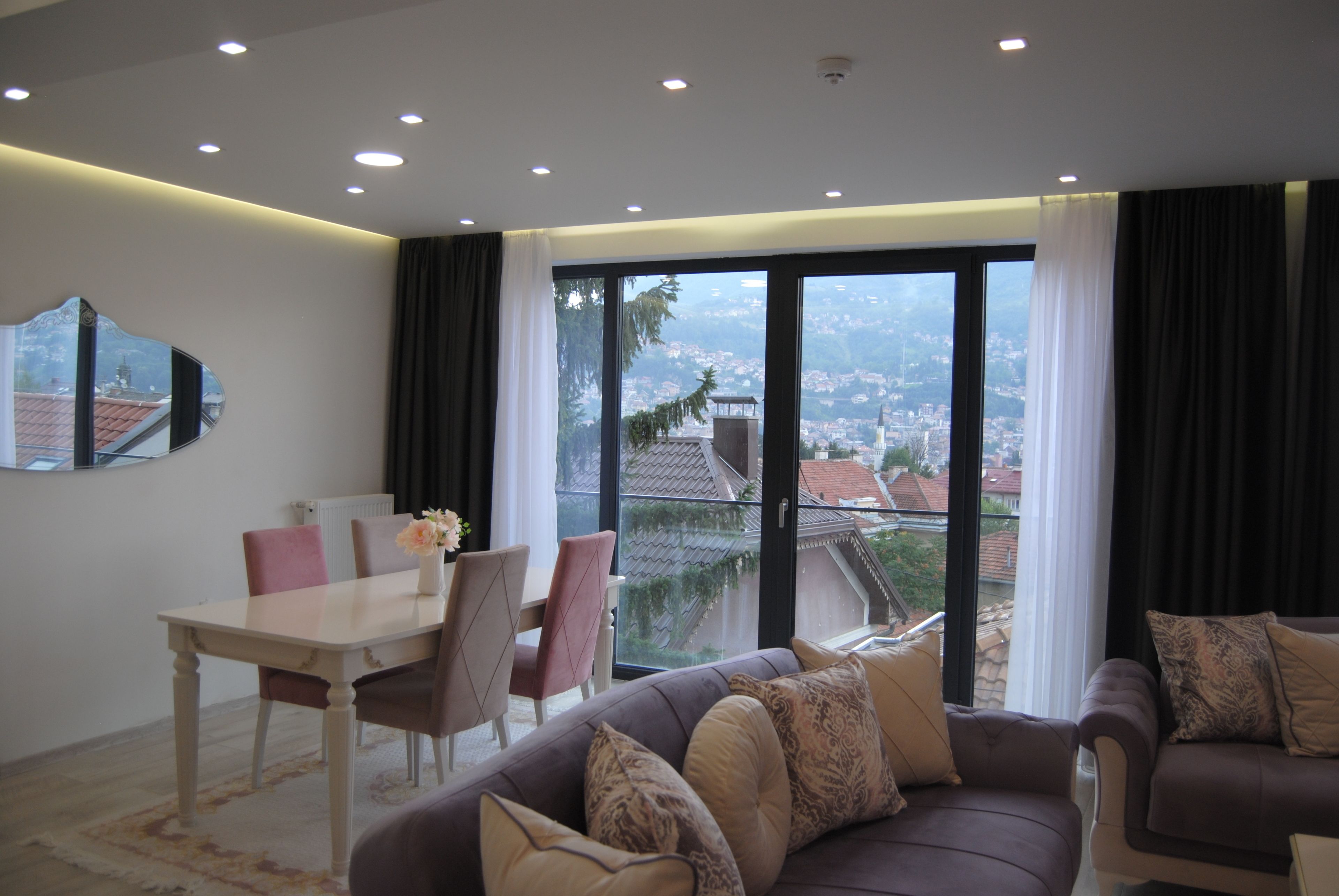 Suite presidencial, 1 habitación, vista a la ciudad | Sábanas de algodón egipcio y ropa de cama de alta calidad 