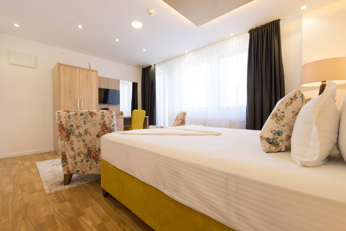 Double or Twin Room, Terrace | Egyptian cotton sheets, premium bedding, memory foam beds, desk