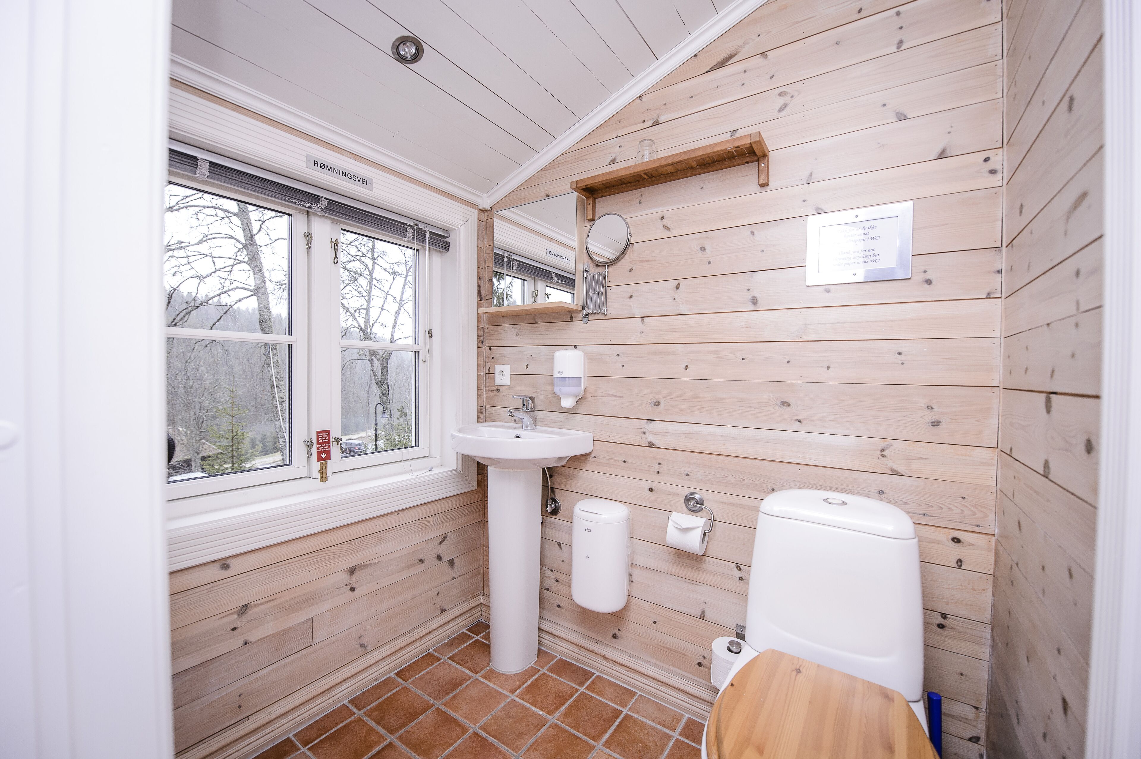 room (a fantastic optional 3 course dinner) | bathroom | shower, hair dryer, heated floors, towels