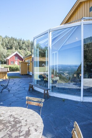 تقديم الإفطار، الأطباق الإسكندنافية، إطلالات على المحيط