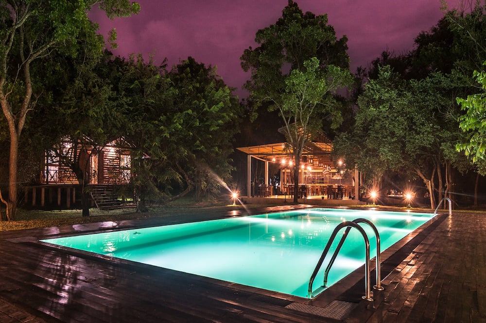 Eighth Wonder Resort