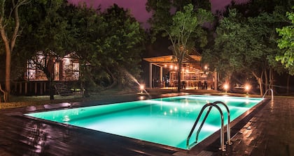 Eighth Wonder Resort