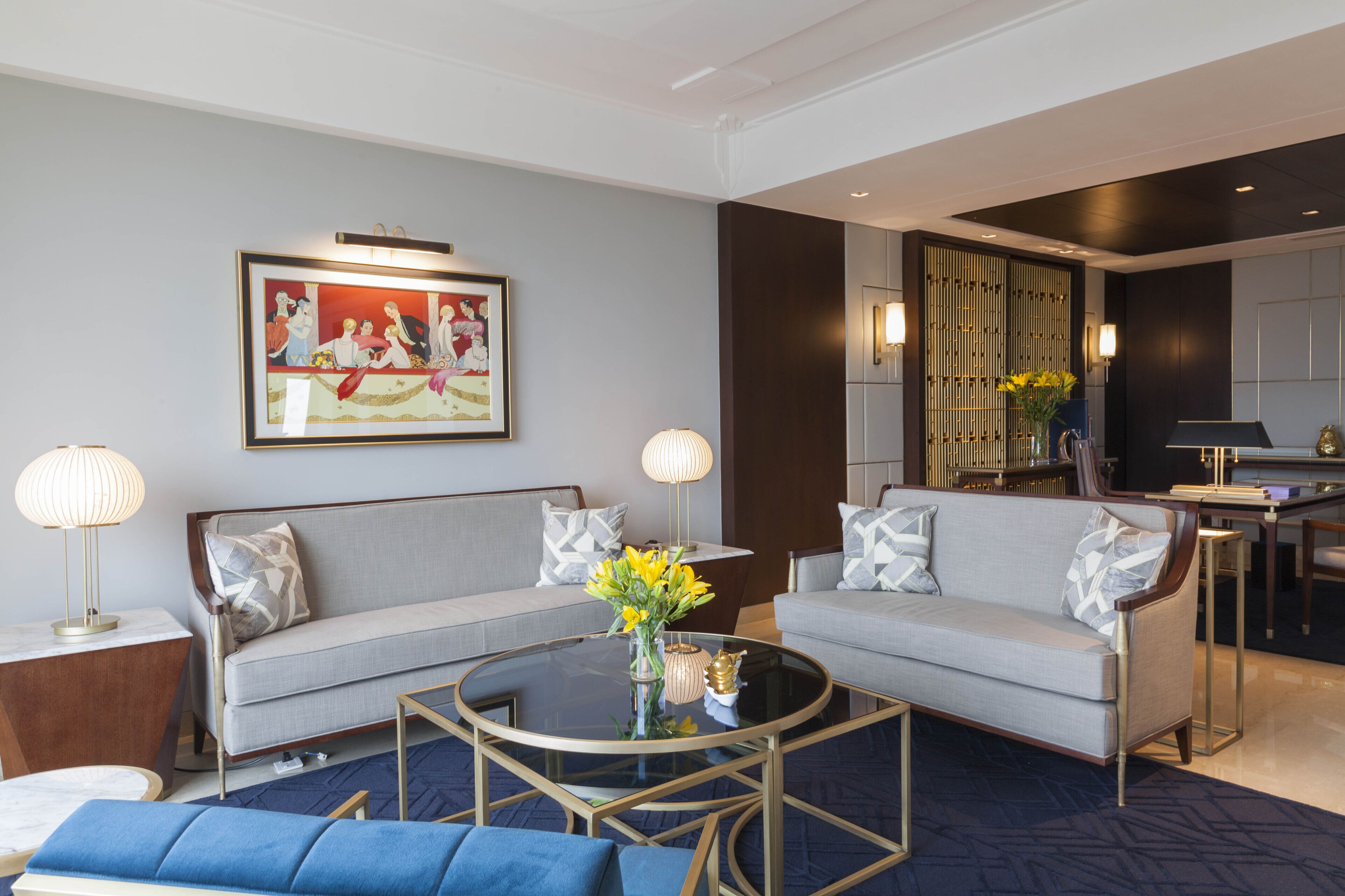 luxury suite | living room | 49-inch led tv with digital channels, tv, netflix