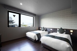 Premium bedding, down comforters, pillowtop beds, in-room safe