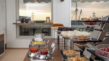 Colazione a buffet inclusa, servita tutte le mattine