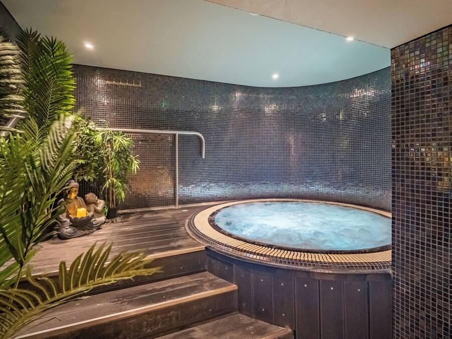 Behandlingsrum til par, sauna, boblebad, dampbad, kropsbehandlinger