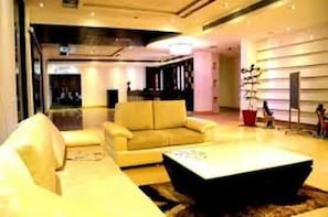 Sala de estar en el lobby