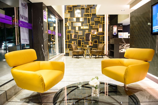 Sala de estar en el lobby