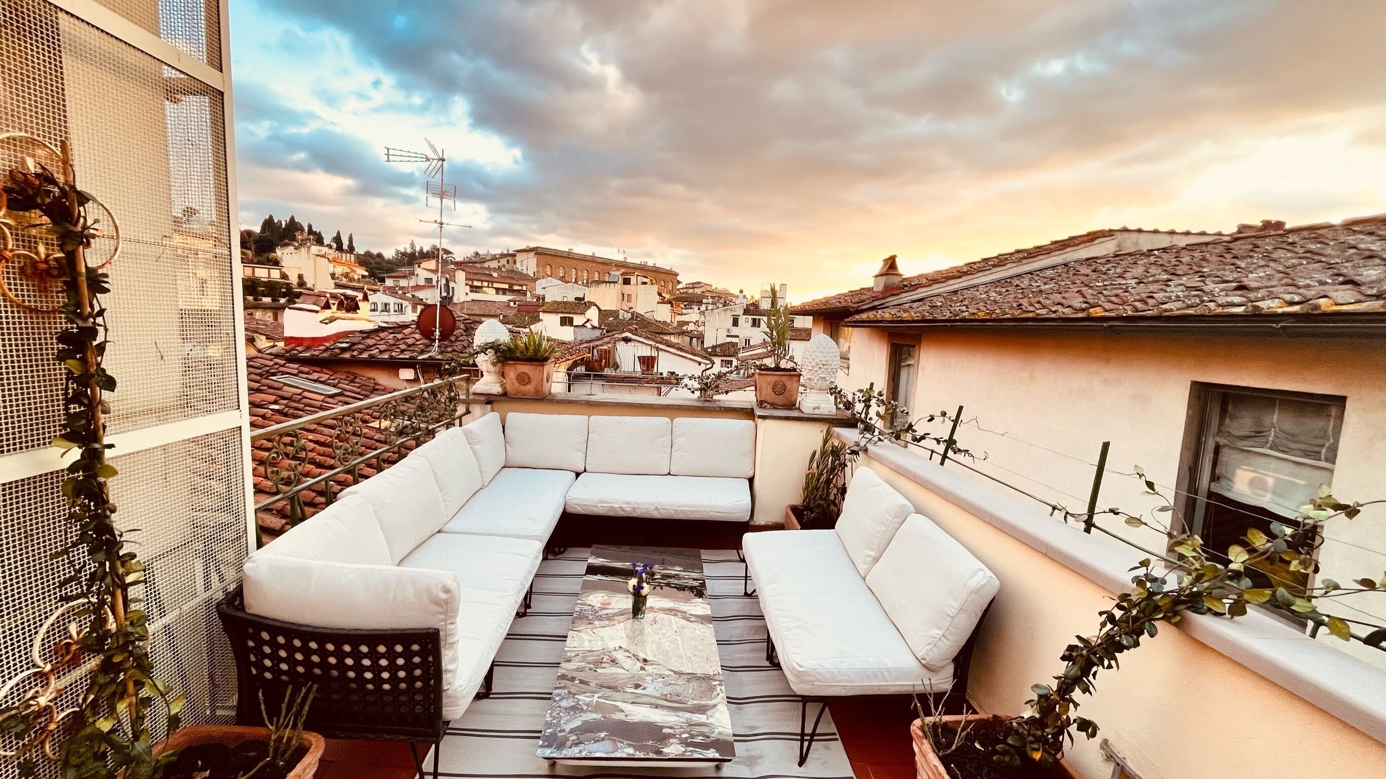 Panoramic-Apartment, 2 Schlafzimmer, Stadtblick, Turm (Location: Borgo San Jacopo 15) | Terrasse/Patio