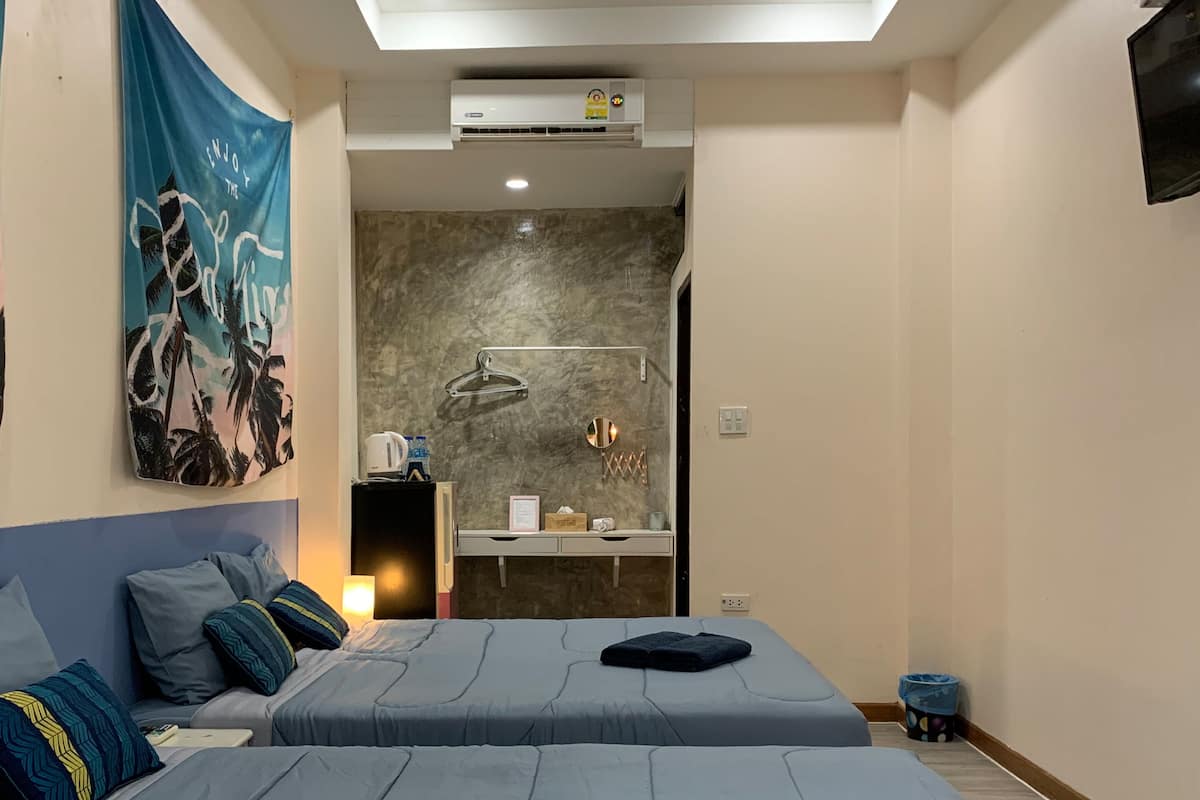 Quarto quádruplo | Wi-Fi de cortesia, roupa de cama