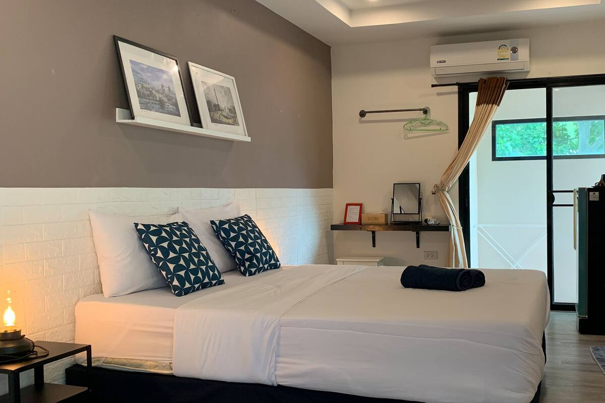 Double Room with Balcony | Wi-Fi de cortesia, roupa de cama