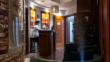 Behandelingskamers voor koppels, een sauna, een bubbelbad, een stoombad