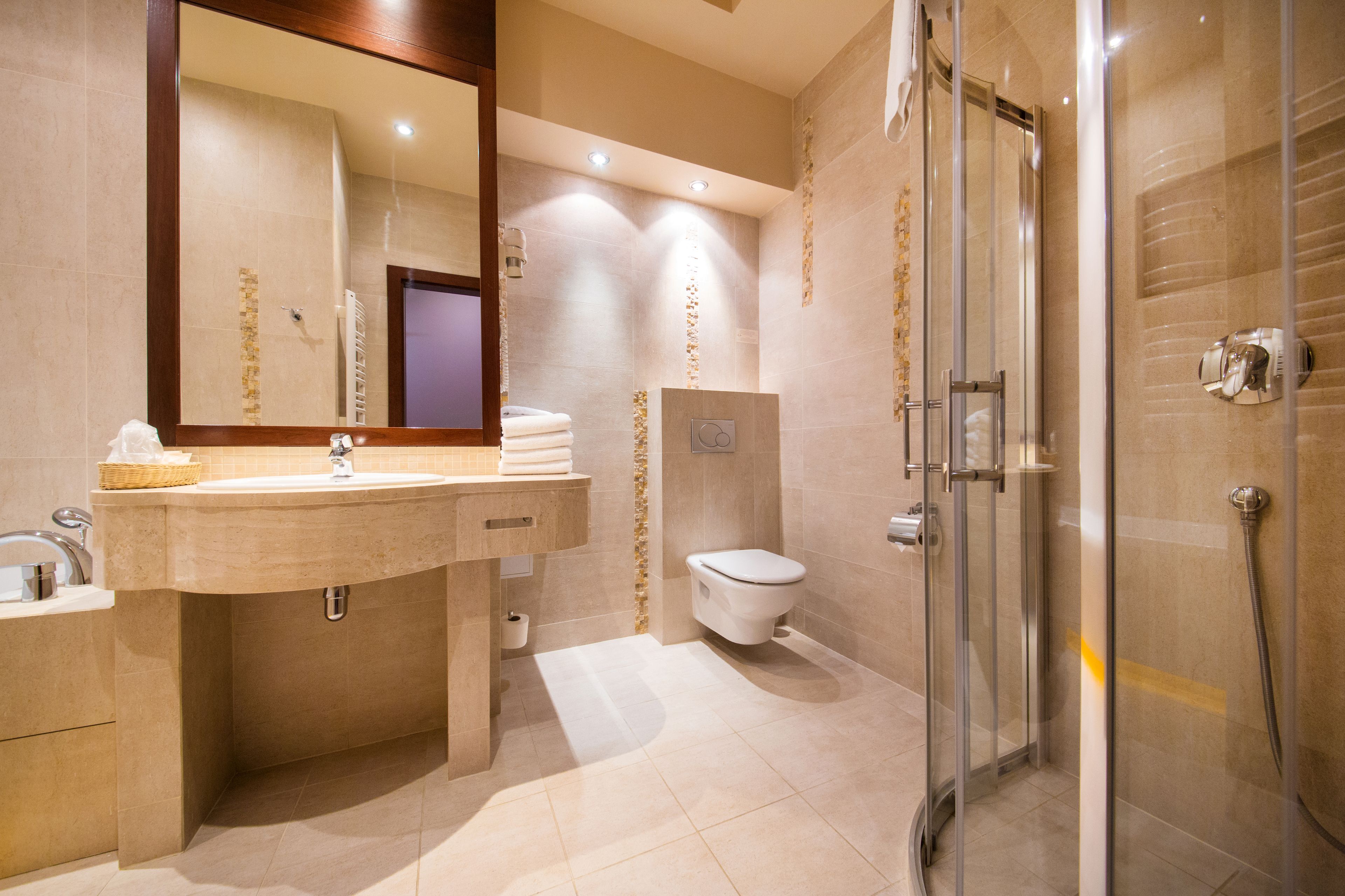 quadruple room, 2 bedrooms | bathroom | shower, free toiletries, hair dryer, towels