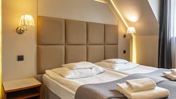 Safe på rommet, skrivebord, skrivebord for bærbar PC og lydisolert